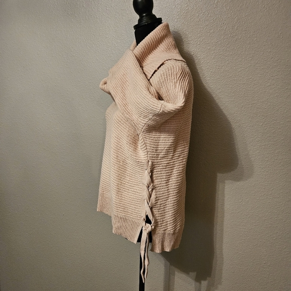 Shrinking Violet women's medium pink cowl neck sweater - Picture 5 of 7